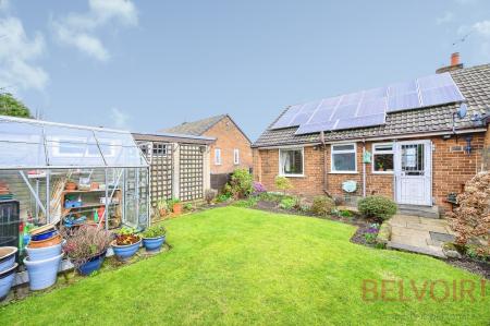 2 bedroom Bungalow for sale in Croft house grove, Morley, LS27