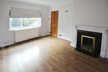 2 bedroom Semi-detached house to let in Albert Drive, Morley, LS27