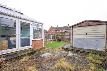 3 bedroom Semi-detached house for sale in Walton Drive, Bradford, BD11