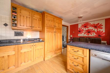 3 bedroom Semi-detached house for sale in Walton Drive, Bradford, BD11