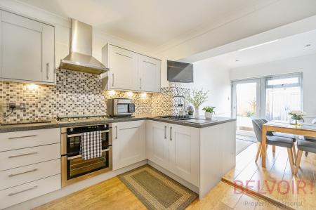 3 bedroom Bungalow for sale in Croft House Way, Morley, LS27