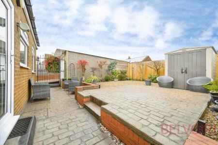 3 bedroom Bungalow for sale in Croft House Way, Morley, LS27