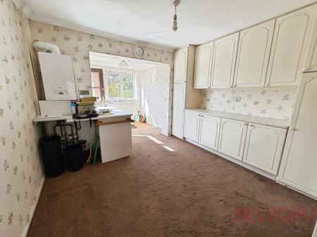 2 bedroom Semi-detached bungalow for sale in Croft House Drive, Morley, LS27