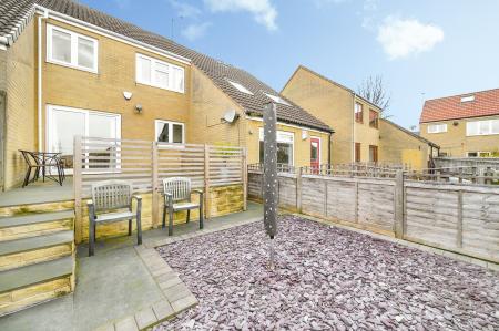 2 bedroom Town house for sale in Rooms Fold, Morley, LS27