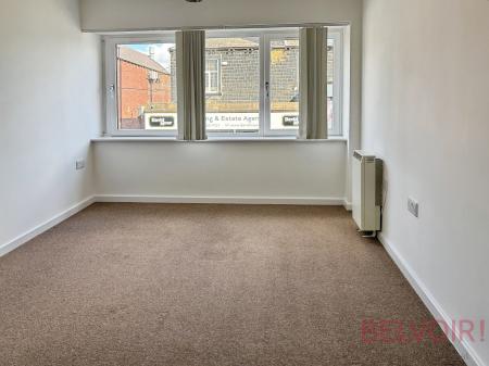 2 bedroom Flat to let in Milton House, Morley, LS27