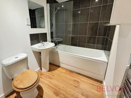 2 bedroom Flat to let in Milton House, Morley, LS27