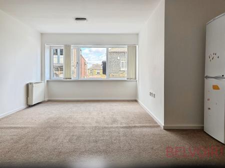 2 bedroom Flat to let in Milton House, Morley, LS27