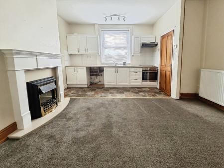 1 bedroom Terraced House to let in Wesley Street, Morley, LS27