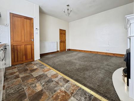 1 bedroom Terraced House to let in Wesley Street, Morley, LS27
