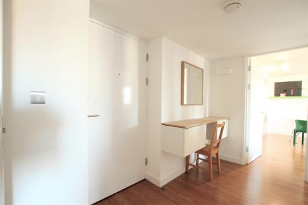 2 bedroom Apartment to let in Beeston Road, Beeston, Leeds, LS11