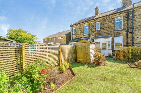 3 bedroom Terraced House for sale in Ashfield Road, Morley, LS27