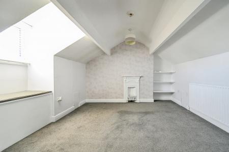 3 bedroom Terraced House for sale in Ashfield Road, Morley, LS27