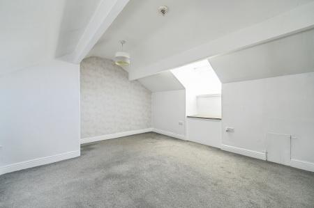 3 bedroom Terraced House for sale in Ashfield Road, Morley, LS27