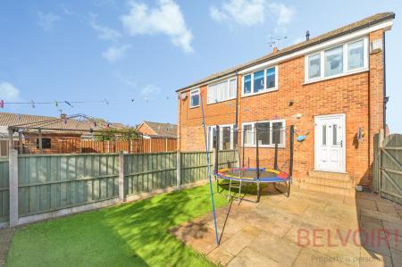 3 bedroom Semi-detached house for sale in Syke Gardens, Wakefield, WF3