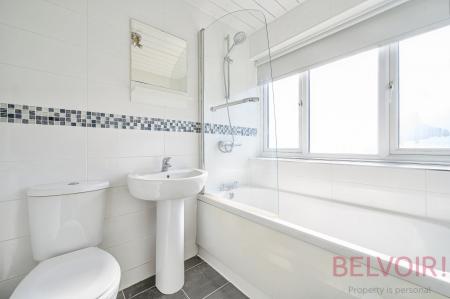 3 bedroom Semi-detached house for sale in Syke Gardens, Wakefield, WF3