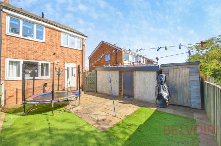 3 bedroom Semi-detached house for sale in Syke Gardens, Wakefield, WF3