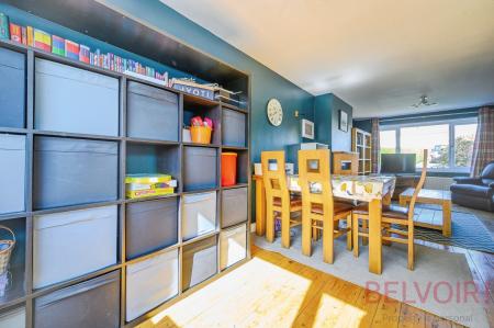 3 bedroom Semi-detached house for sale in Syke Gardens, Wakefield, WF3