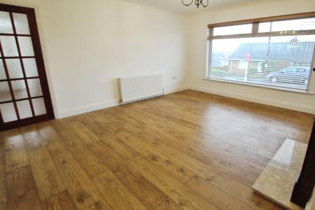 2 bedroom Bungalow for sale in Brighton Avenue, Morley, LS27