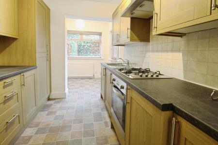 2 bedroom Bungalow for sale in Brighton Avenue, Morley, LS27