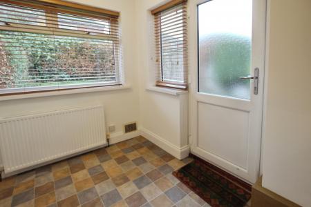 2 bedroom Bungalow for sale in Brighton Avenue, Morley, LS27