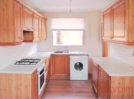 2 bedroom Terraced House for sale in Hepworth Avenue, Churwell, LS27