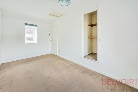 2 bedroom Terraced House for sale in Hepworth Avenue, Churwell, LS27