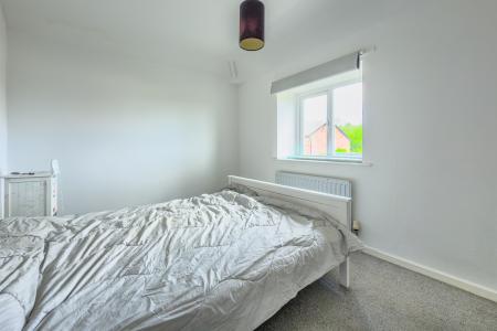 2 bedroom Terraced House for sale in Hepworth Avenue, Churwell, LS27