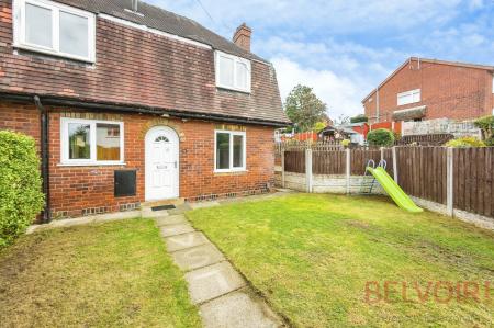 2 bedroom Terraced House for sale in Hepworth Avenue, Churwell, LS27