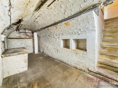 2 bedroom Terraced House to let in Fountain Street, Morley, LS27