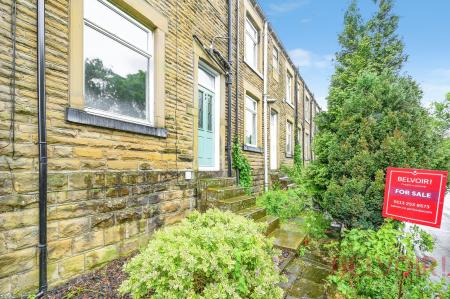 2 bedroom Terraced House for sale in Troy Road, Morley, LS27
