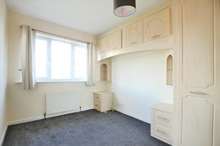 3 bedroom Semi-detached house to let in Marston Avenue, Morley, LS27