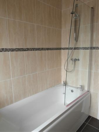 1 bedroom Terraced House to let in Bruntcliffe Road, Morley, LS27
