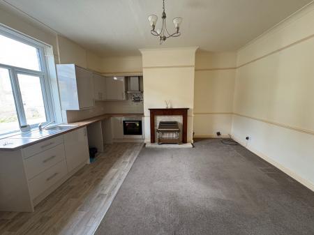 2 bedroom Terraced House for sale in Union Road, Liversedge, WF15
