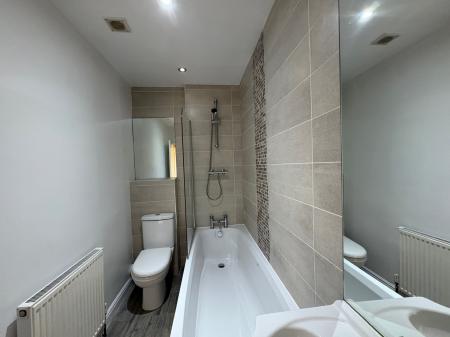 2 bedroom Terraced House for sale in Union Road, Liversedge, WF15