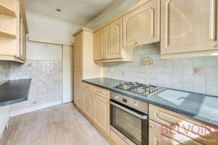 2 bedroom Terraced House for sale in King Street, Morley, LS27