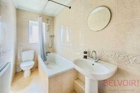 2 bedroom Terraced House for sale in King Street, Morley, LS27