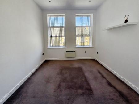 1 bedroom Flat for sale in Peel Court Peel Street, Morley, LS27