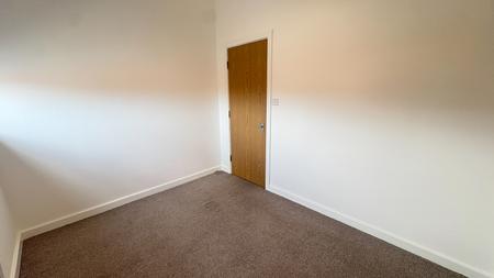 2 bedroom Apartment to let in Peel Street, Morley, LS27