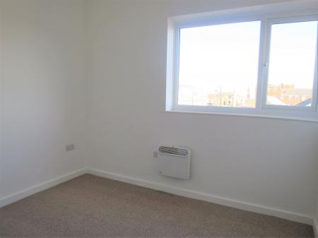 2 bedroom Apartment to let in Peel Street, Morley, LS27