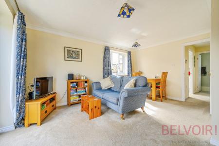 2 bedroom Town house for sale in Dartmouth Mews, Morley, LS27