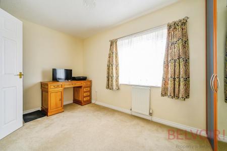2 bedroom Town house for sale in Dartmouth Mews, Morley, LS27