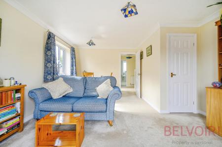 2 bedroom Town house for sale in Dartmouth Mews, Morley, LS27