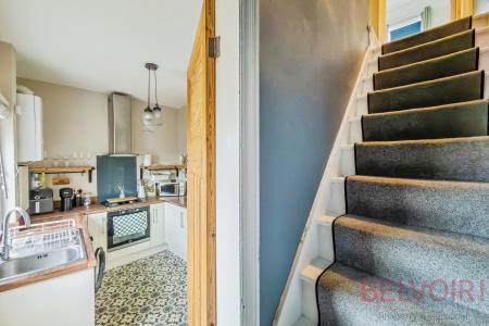 2 bedroom Terraced House for sale in Unity Street, Carlton, WF3