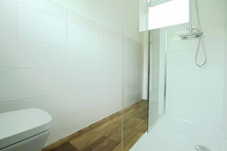 2 bedroom Terraced House to let in Troy Road, Morley, LS27
