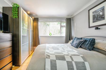 3 bedroom Terraced House for sale in Primrose Walk, Morley, LS27