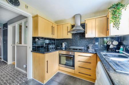 3 bedroom Terraced House for sale in Primrose Walk, Morley, LS27