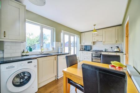 3 bedroom Terraced House for sale in Clough Street, Morley, LS27
