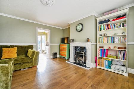 3 bedroom Terraced House for sale in Clough Street, Morley, LS27