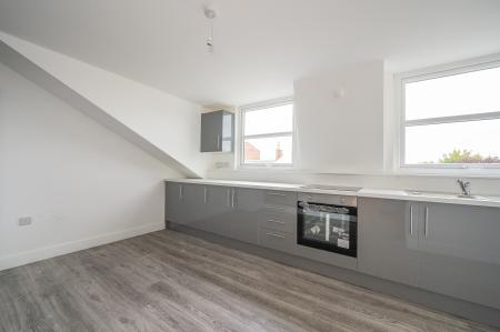 1 bedroom Flat to let in High Street, Morley, LS27