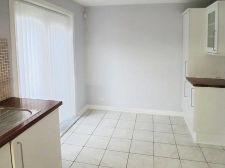 3 bedroom Detached house to let in Springfield Road, Morley, LS27